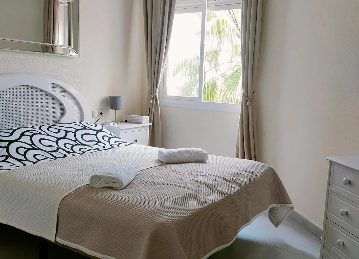 Sea View Apartment Malaga 0*,